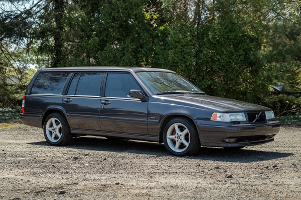 «Чемодан» с V8: уникальный Volvo V90 Volvette Пола Ньюмана продадут на аукционе «Чемодан» с V8: уникальный Volvo V90 Volvette Пола Ньюмана продадут на аукционе