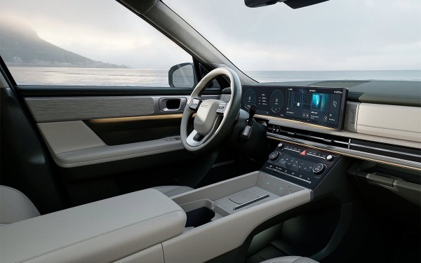 Hyundai представил кроссовер Santa Fe пятого поколения
Hyundai представил кроссовер Santa Fe пятого поколения
