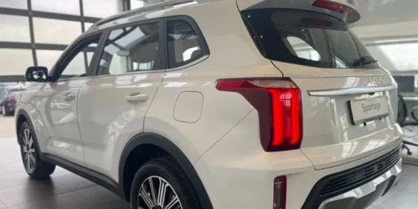 В России стартовали продажи кроссоверов Kia Sportage Ace китайской сборки стоимостью в 3,2 млн рублей