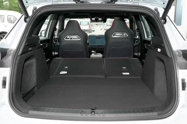 Компакт-кроссовер X55
