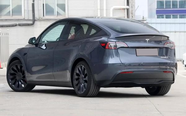 Кроссовер Model Y