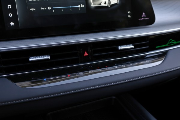 Вместо Toyota Camry, Kia К5 и Hyundai Sonata: тест-драйв Chery Arrizo 8 Вместо Toyota Camry, Kia К5 и Hyundai Sonata: тест-драйв Chery Arrizo 8