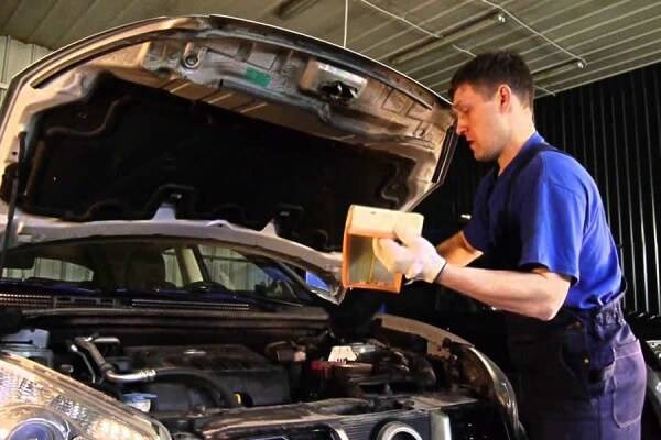 Замена салонного фильтра Nissan Qashqai J10 и J11 Замена салонного фильтра Nissan Qashqai J10 и J11