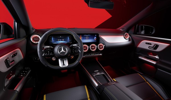 Обновлен самый мощный Mercedes GLA