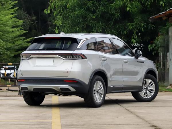 Кроссовер X7 от BAIC