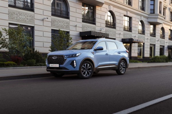 «Рольф» начал продажи в Москве автомобилей Chery и EXEED «Рольф» начал продажи в Москве автомобилей Chery и EXEED