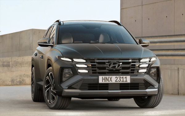 Hyundai Tucson 2025 дебютирует с обновленной &laquo;внешкой&raquo; и свежим интерьером