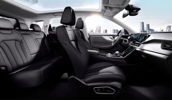 Кроссовер BAIC X7 выходит на российский рынок: объявлена цена Кроссовер BAIC X7 выходит на российский рынок: объявлена цена