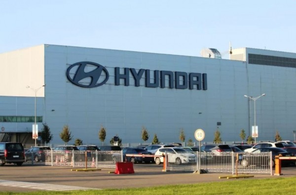 Мантуров: бывший завод Hyundai запустят к середине 2024 года