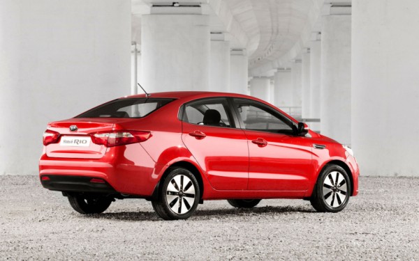 Эксперт «За рулем» посоветовал, какой Kia Rio с пробегом стоит выбирать Эксперт «За рулем» посоветовал, какой Kia Rio с пробегом стоит выбирать