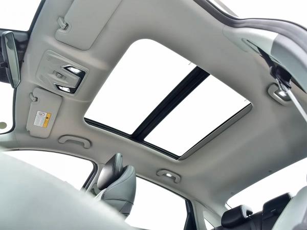 Седан Lamore от Changan