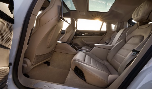 Porsche Panamera третьего поколения: две гибридные версии