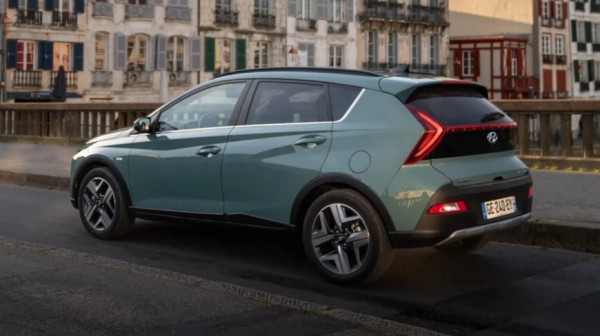 Эксперт перечислил преимущества и недостатки компактного кроссовера Hyundai Bayon Эксперт перечислил преимущества и недостатки компактного кроссовера Hyundai Bayon