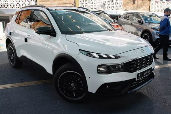 Иранцы приступили к сборке точной копии кроссовера Hyundai Santa Fe