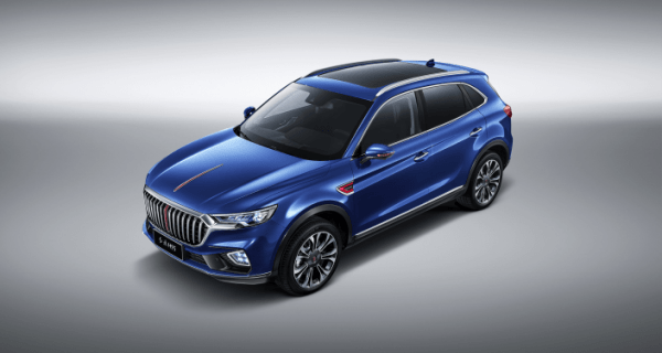 Кроссовер Hongqi HS5 стал дешевле на 400 тысяч рублей