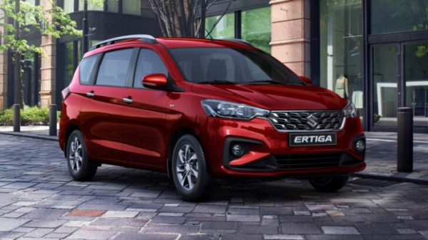 Дилеры привезли компактвэн Suzuki Ertiga по цене более 2,5 млн рублей Дилеры привезли компактвэн Suzuki Ertiga по цене более 2,5 млн рублей