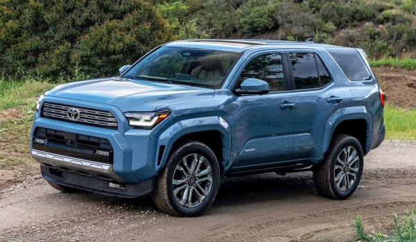 Toyota 4Runner нового поколения: теперь без V6 Toyota 4Runner нового поколения: теперь без V6