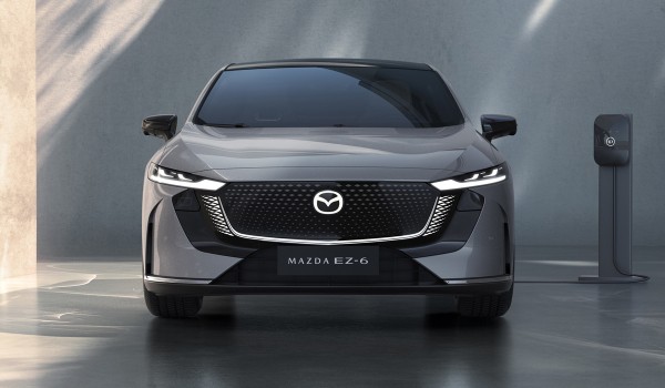 &laquo;Шестерка&raquo; по-новому: заднеприводный лифтбек Mazda EZ-6