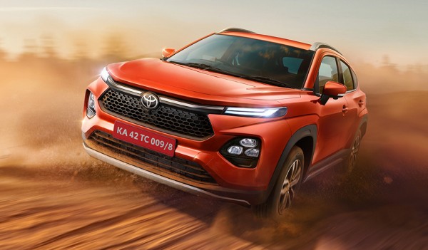 Представлен кросс-хэтчбек Toyota Urban Cruiser Taisor Представлен кросс-хэтчбек Toyota Urban Cruiser Taisor