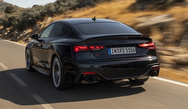 Подготовлена юбилейная версия универсала Audi RS 4 Avant
