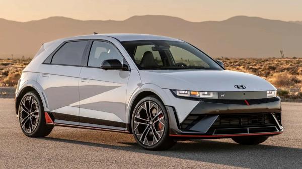 Hyundai и Kia устанавливают рекорд про продажам электромобилей