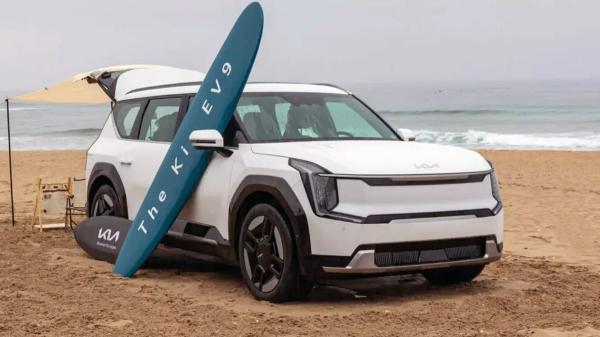 Kia пытается привлечь владельцев Tesla скидками