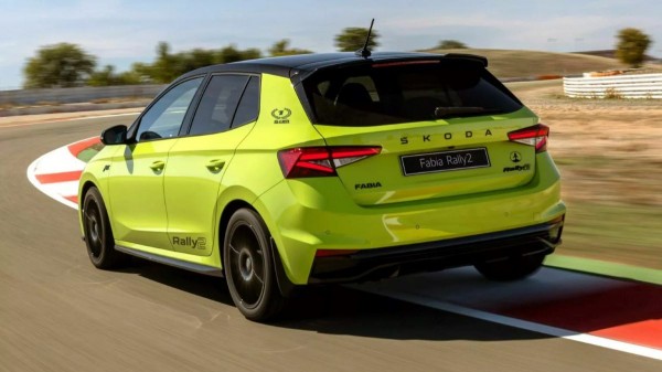 Skoda Fabia обрела &laquo;заряженную&raquo; спецверсию в честь ралли