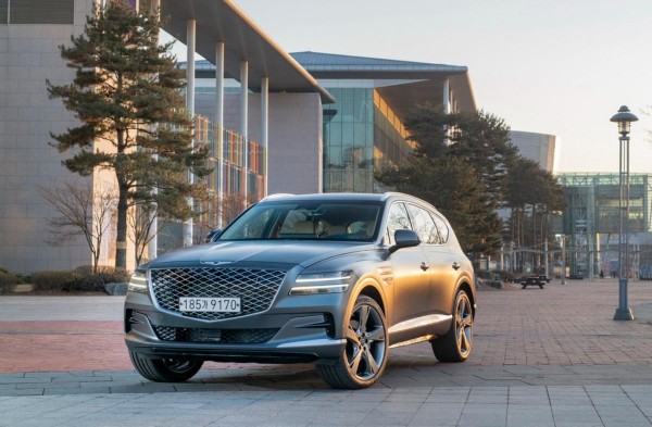 РФ запустили продажи нового Genesis GV80 и его купеобразной версии РФ запустили продажи нового Genesis GV80 и его купеобразной версии