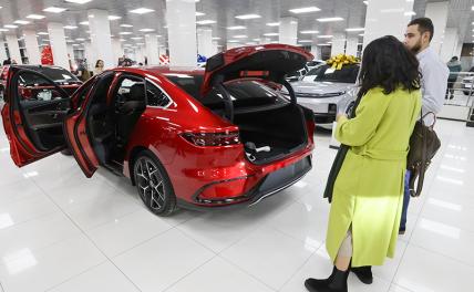 «Женские» авто: Ридикюльчик на колесиках — или мощь и безопасность? «Женские» авто: Ридикюльчик на колесиках — или мощь и безопасность?