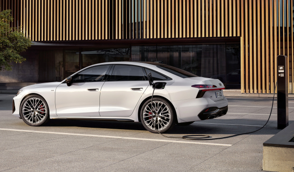 Подзаряжаемые гибриды Audi A6 e-hybrid пополнили семейство