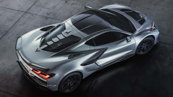 Гибридный Chevrolet Corvette ZR1X: почти 1300 &laquo;лошадей&raquo;!