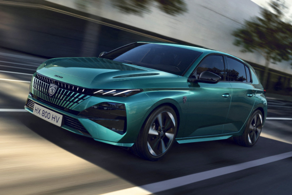 Peugeot 308 обрел новое лицо и доработанную технику