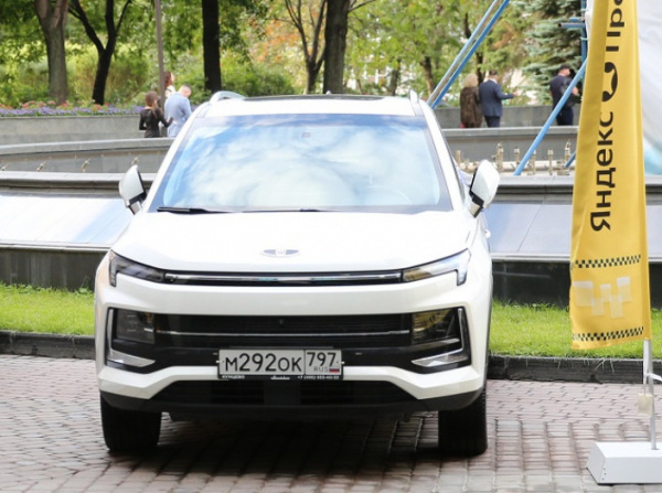 Кроссовер &laquo;Москвич 3&raquo; прибавил в цене 49 &ndash; 62 тысячи рублей