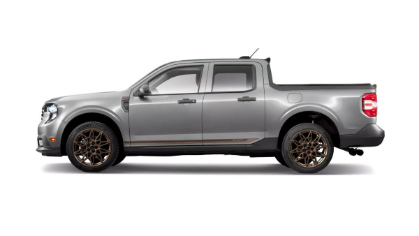 Ford представил F-150 Raptor R с 900 л.с. и Maverick с наддувом от Mustang