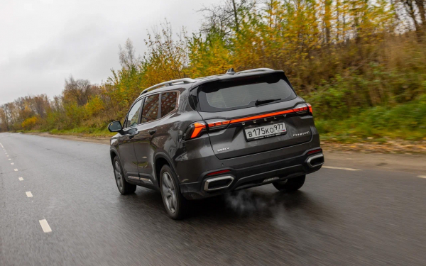 Одинаково разные. Мы сравнили Geely Okavango и Jetta VS7
Одинаково разные. Мы сравнили Geely Okavango и Jetta VS7