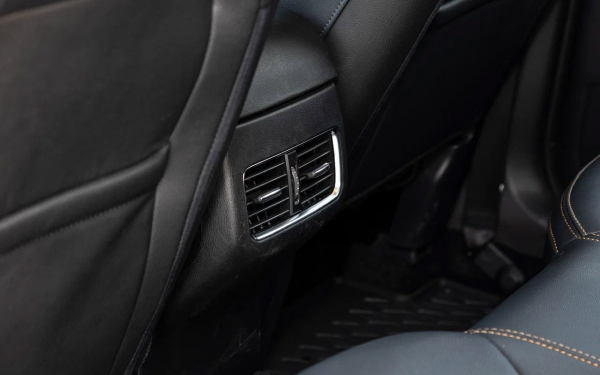 
            С возвращением! Первый тест старой, но новой для России Mazda CX-5
        