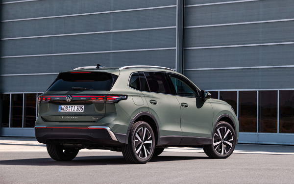 
            С возвращением! Первый тест старой, но новой для России Mazda CX-5
        