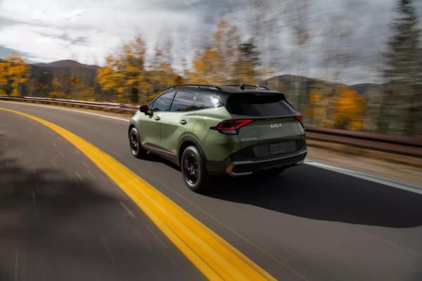Компания Kia отзывает почти 100 000 автомобилей Kia Sportage из-за проблем с тормозами Компания Kia отзывает почти 100 000 автомобилей Kia Sportage из-за проблем с тормозами